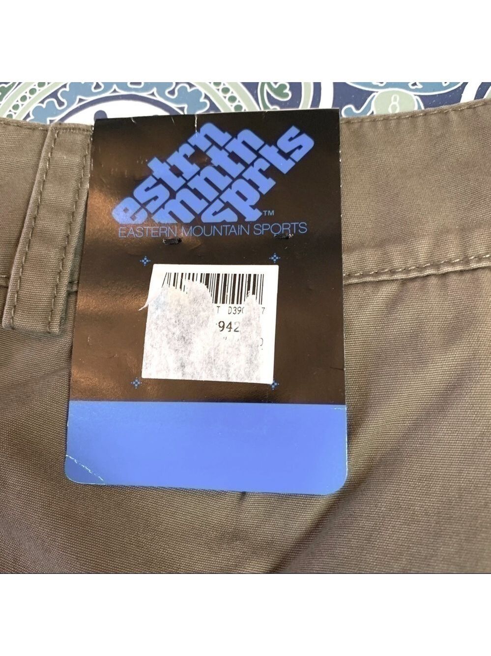 Eastern mountain sports army green chino S… - Picture 8 of 14
